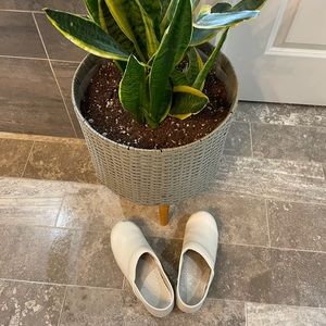 Sanita clogs size 38